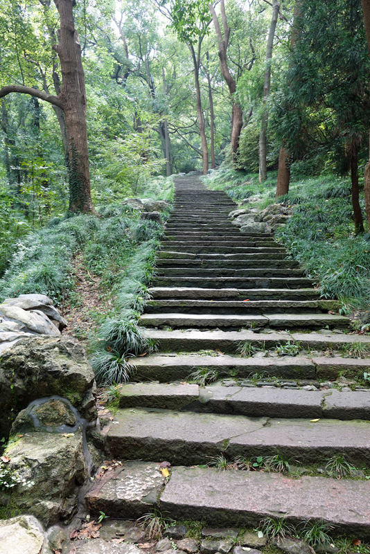 Back to China - Shanghai - Nanjing - Hangzhou - 2012 - I love steps. On this holiday I have ascended a record number of steps.