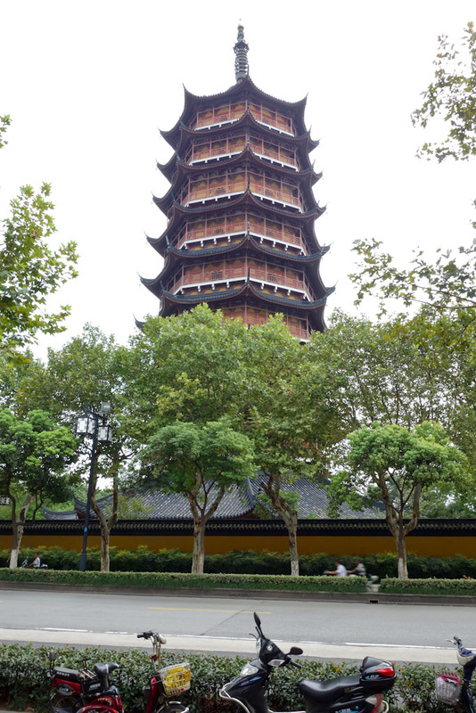 Back to China - Shanghai - Nanjing - Hangzhou - 2012 - I went up this pagoda last time, so no need to do it today. I was tempted because it was really clear and I could do some funky panoramas and stuff wi
