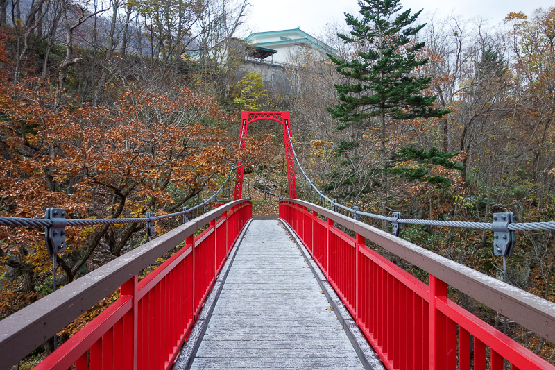 Japan-Sapporo-Snow-Hiking-Jozankei Onsen - And the bridge itself. Thats enough bridge.