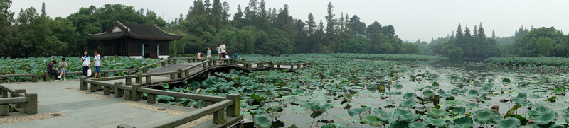 China-Hangzhou-West Lake-Fog - And now 2 bonus panoramas. If you click them they are quite large. My camera does these in the camera automatically, you just hold the button down and