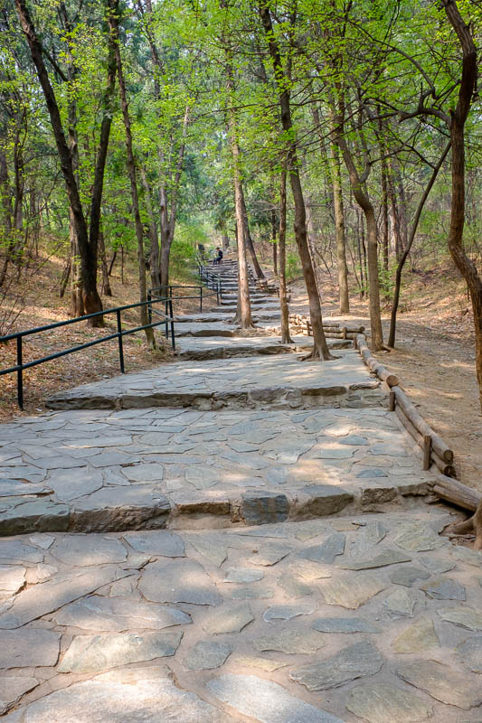 The great loop of China - April 2018 - This is what China calls a hiking path. Everywhere was this quality of path, even paths where I saw no one for hours which I assume are never used. Th