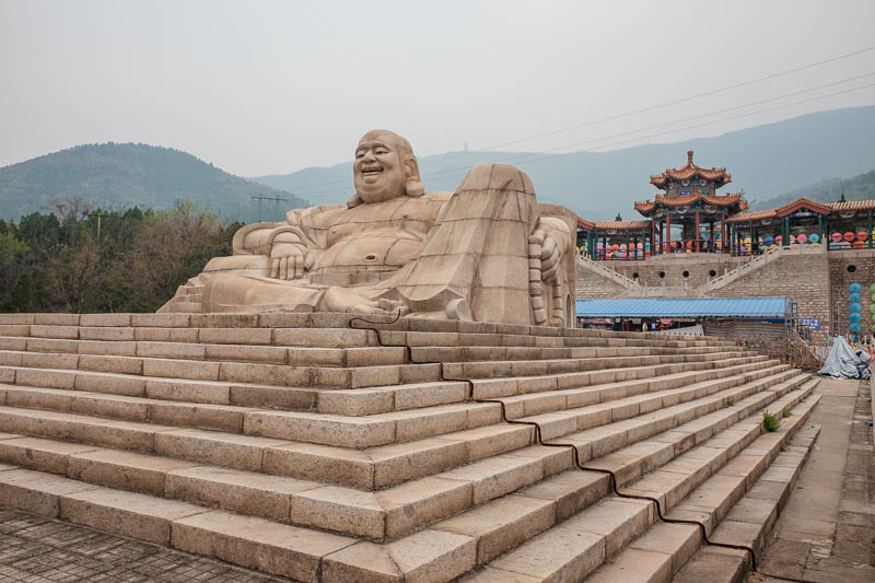 The great loop of China - April 2018 - Thats a bit more of Buddha, he told me to hurry up and climb the damn mountain.