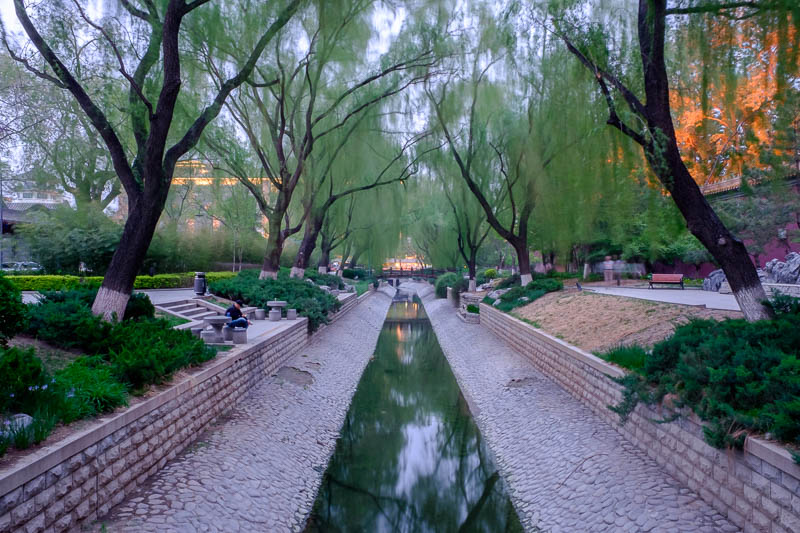 The great loop of China - April 2018 - I remembered this garden from last time I was here. Still here, still great. This photo was taken right at dusk, hence the funky lighting.