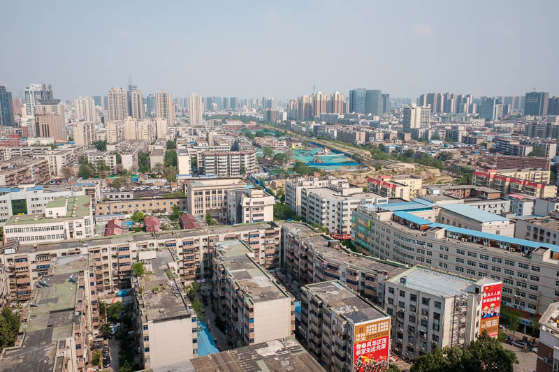 The great loop of China - April 2018 - I also get a view in 2 directions. Now this is going to look like I am staying in the middle of a bomb site, but the newer buildings are on the other 