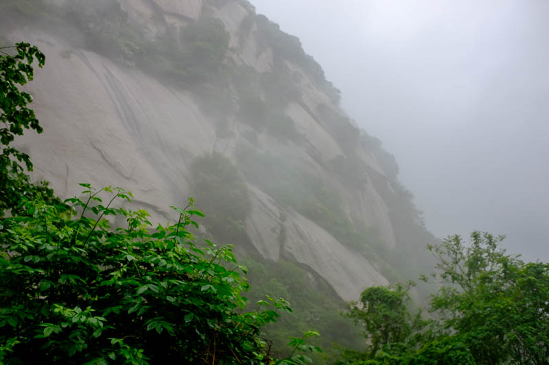 China-Hiking-Rain-Huashan-Soldiers Path - Huge rock faces, I think! Reminded me of Taroko gorge in Taiwan.