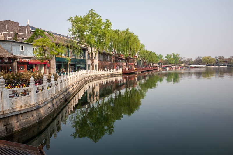 The great loop of China - April 2018 - Before even getting to the palace I went for a long walk on the search for coffee and ended up walking around Houhai lake, just in case I didnt get to