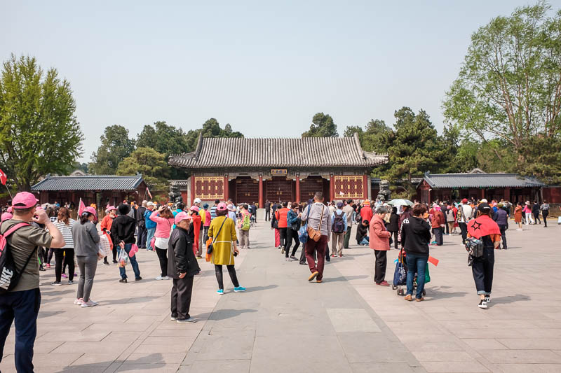 The great loop of China - April 2018 - Now I am at the summer palace, and its very popular with domestic tour groups. The few foreigners that I spotted all had guides. Why would you want a 