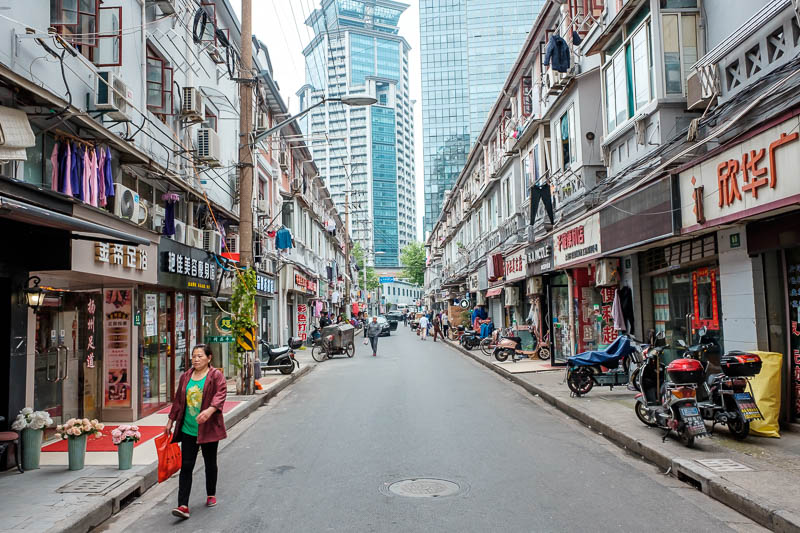 The great loop of China - April 2018 - OK, one more photo of the old streets of central Shanghai.