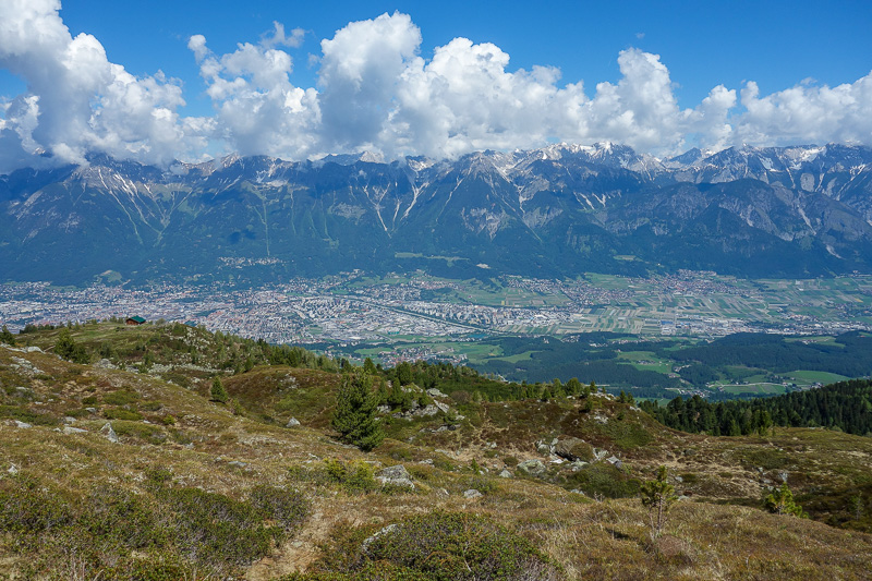 Austria-Innsbruck-Hiking-Patscherkofel - Above the trees, time to enjoy some more view.