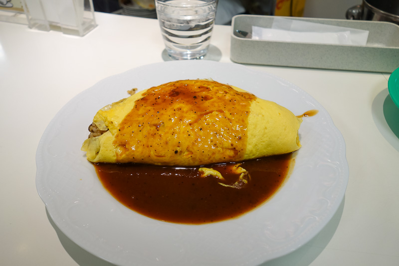 Japan-Kyoto-Arashiyama-Hiking-Bamboo-Monkeys - My lunch, time for omurice. I have no idea what was in mine, it wasnt fishy tasting, and there was definitely cheese and various small mushrooms. Some