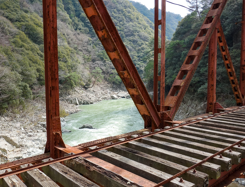 Japan-Osaka-Namaze-Hiking-Tunnel - One last photo from the bridge.
