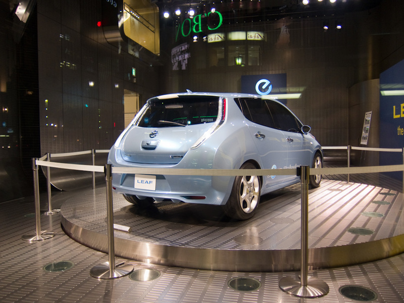Japan-Tokyo-Ginza-Akihabara - OK, this was sort of interesting, its the Nissan Leaf. Which is apparently all set to become the worlds top selling car. It is an all electric car lik
