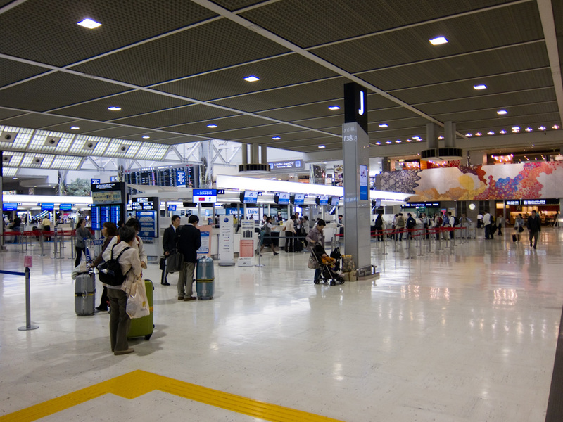 Japan-Tokyo-Narita-Airport-Lounge - Check in hall at Narita. Not particularly busy.