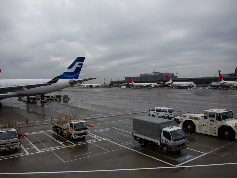 Japan-Tokyo-Narita-Airport-Lounge - The lounges all have a good view of aircraft operations.