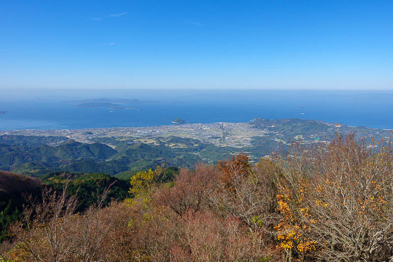 Japan-Matsuyama-Hiking-Mount Takanawa - Down there is Iyo-Hojo, the station is right by that little bump of an island just off the coast. You will see it again below.