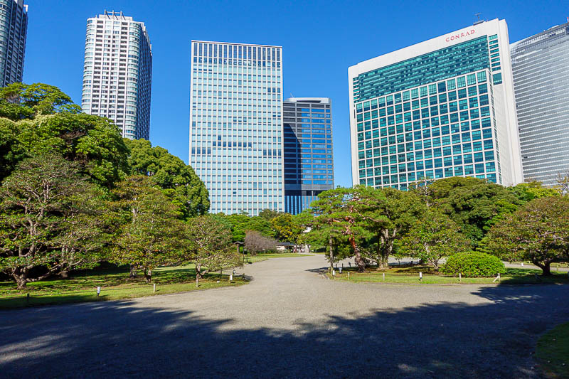 Japan-Tokyo-Garden - Here is the entrance of Hamarikyu gardens. It was built Goku, the feudal emperor of the ancient land of Wakoku in 1100 4D.
