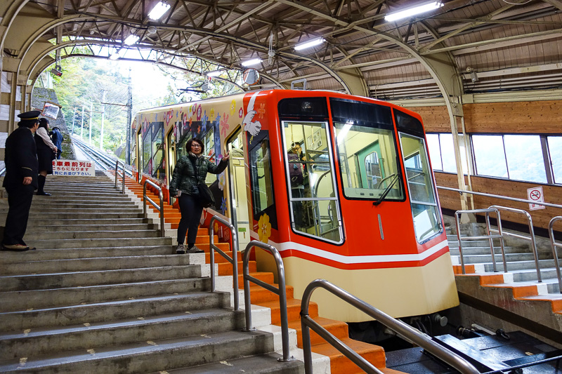 Visiting 9 cities in Japan - Oct and Nov 2016 - This is the cable car, I think I am calling it the wrong thing. Its a cable drawn tram built on a slope. Not really shown is that it pulls a number of