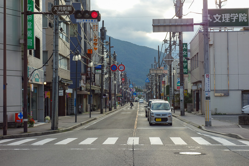 Japan-Mitsutoge-Kawaguchiko-Hiking-Shimoyama - And heres another of the main street, they even had a convenience store, how convenient!