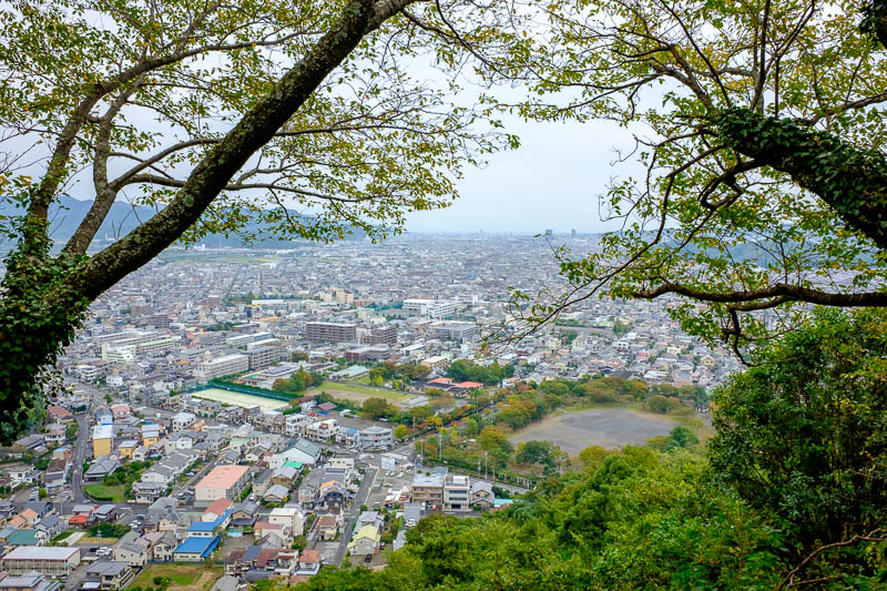Back to Japan for even more - Oct and Nov 2017 - There are some good views to be had of Shizuoka along this ridge that has city on both sides, but the main part of the city remains illusive, I could 