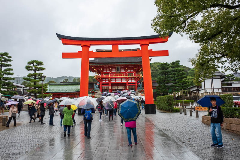 Japan-Kyoto-Fushimi Inari-Shrine-Rain - Let the umbrella apocalypse commence!