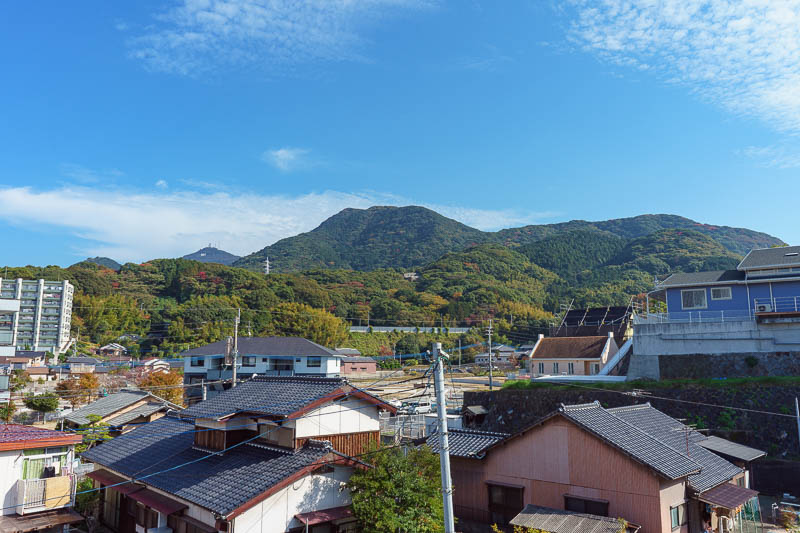 Of course I am back in Japan yet again - Oct and Nov 2018 - A view of the peaks I crossed. Squint and look at the top left, thats the big towers on the top of the first peak from earlier in the day. If you are 