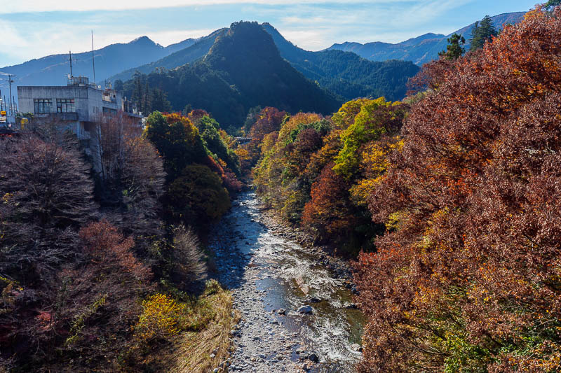 Japan-Tokyo-Hiking-Mount Kawanori - It really looks like this, this is not a computer generated render.