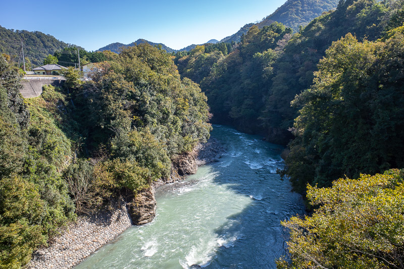 Japan for the 9th time - Oct and Nov 2019 - Gorge in other direction, never as impressive in the morning light.