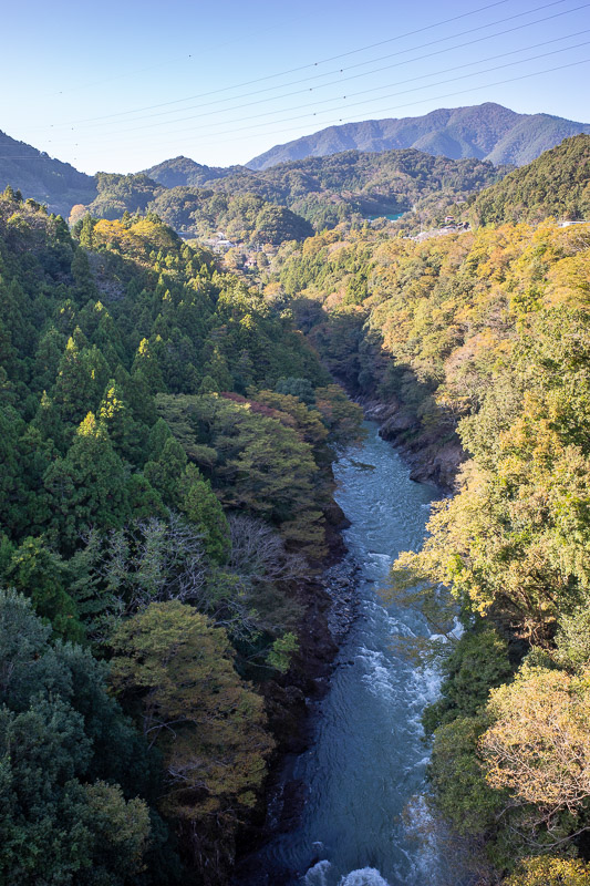 Japan-Tokyo-Hiking-Mount Kuratake - And now for the ravine shots from Yanagawa. Not bad, wires in the way.