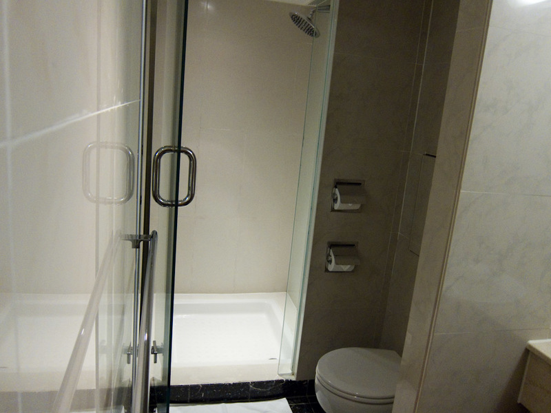 Hong Kong-Airport-Boeing 777-Lounge - I headed to the Qantas lounge first, their showers are much nicer. It was strangely busy. Normally no one uses it as the Cathay Pacific first lounge h