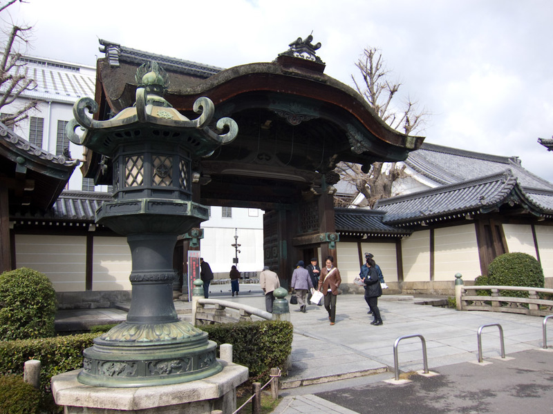 Japan-Kyoto-Nijo-Castle-Ramen - The city of Kyoto is basically a giant theme park for shrines and temples. You cant go more then a few hundred metres without coming to another one. I