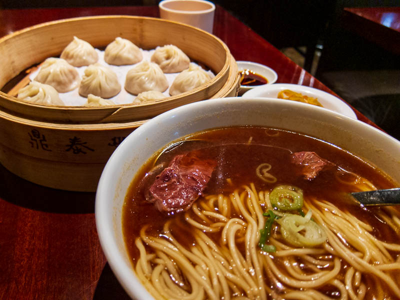 Korea-Seoul-Din Tai Fung-Dumplings - Would you eat Taiwanese food in Korea a day after being in Taiwan? Of course you would. My usual order of Xiao Long Bao and braised beef noodle soup. 