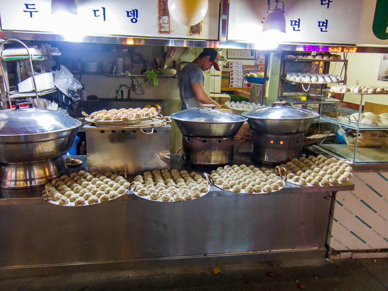 Korea-Seoul-Myeongdong-Dumplings - Thats a huge amount of dumplings.