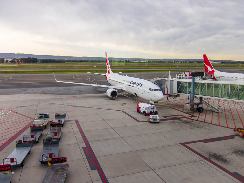 Adelaide-Airport-Lounge-Boeing 737-Qantas - Adelaide to Brisbane