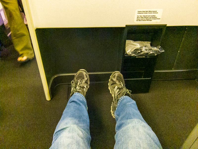 Tokyo-Sydney-Airport - So much leg room I cant even get near the bulk head, the seat goes pretty much fully flat, it is longer than I am.