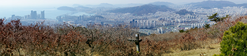 Korea-Busan-Hiking-Hwangnyeongsan - One of many panoramas I took today. I might make a link to them in full high res on the menu at some point.