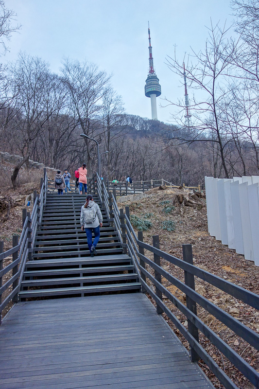 Korea-Seoul-Tower-Food-Pancake - No mountain today, just a hill. So I ran up it.