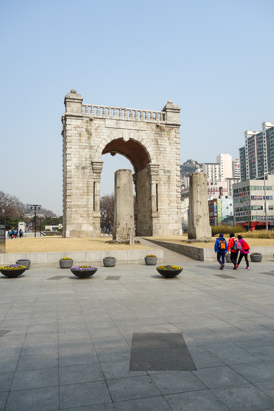 Korea again - Incheon - Daegu - Busan - Gwangju - Seoul - 2015 - Safely through the tunnel without getting wedged or squashed by an out of control Hyundai, I found myself at the 1945 independence monument. Japan rea