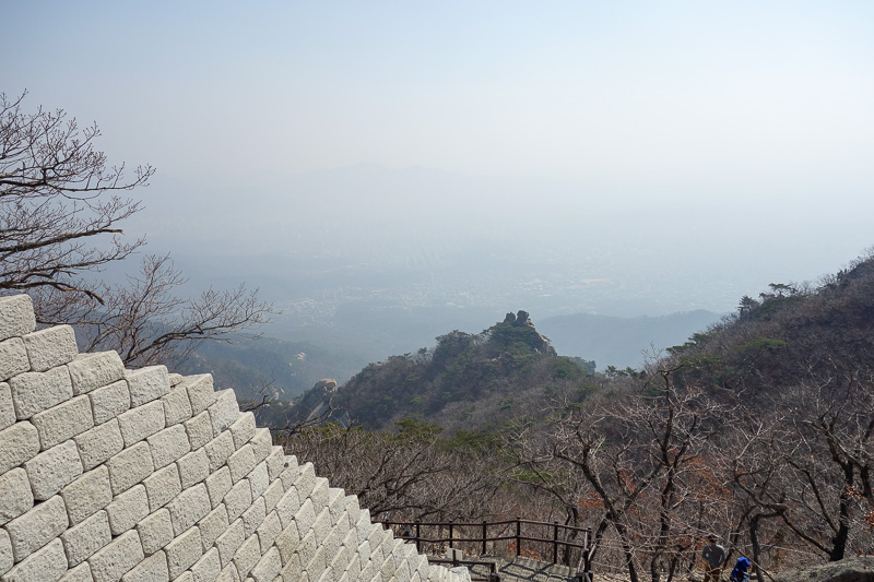 Korea-Seoul-Hiking-Bukhansan-Baegundae - Yeah, thats Seoul. Can you see it?