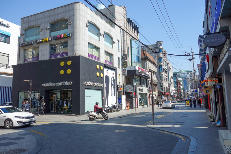Korea again - Incheon - Daegu - Busan - Gwangju - Seoul - 2015 - And now, apparently, and I dont get why, this is Rodeo drive. It is very quiet. Part of me thinks PSY has killed off much of Gangnam.