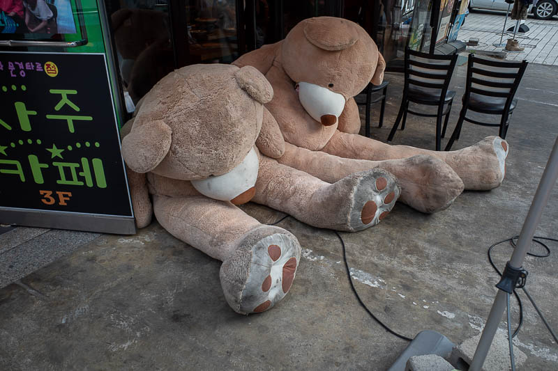 Korea-Seoul-Hongdae-Bibimbap - It is concerning how dirty the feet of these teddy bears are. Do they get up and walk around? Almost reason enough to start drinking so I can see that