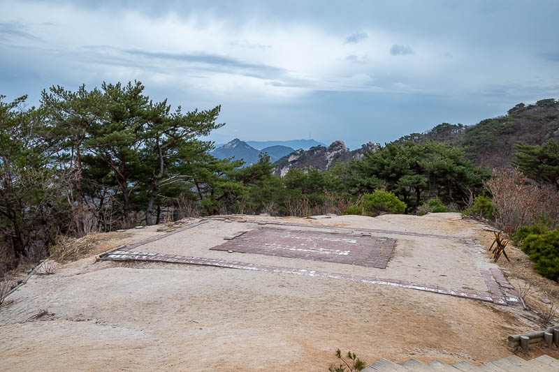 Korea-Seoul-Hiking-Suraksan - Today's helicopter landing pad. These are strategically placed so that North Korea can easily land troops on every mountain surrounding Seoul and take