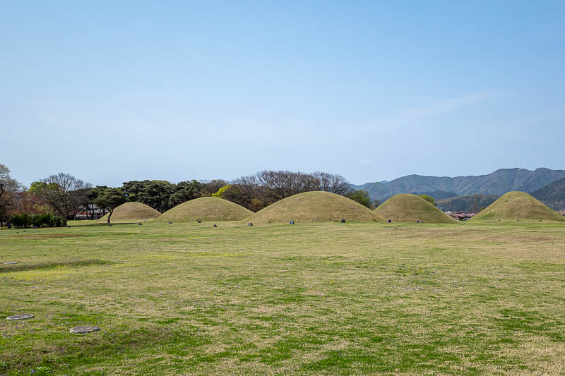 Korea-Gyeongju-Wolseong-Bomunho - Obviously, there were funeral mounds. Lots of entombed kings.