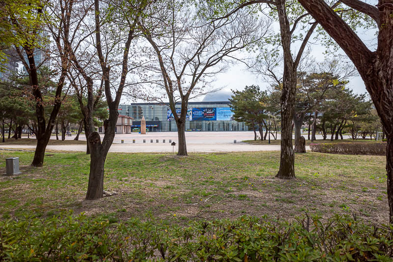 Korea-Gyeongju-Wolseong-Bomunho - The other main attraction appears to be this vast concrete area with the re-creation of the observatory from earler, and another conference hall. I wi