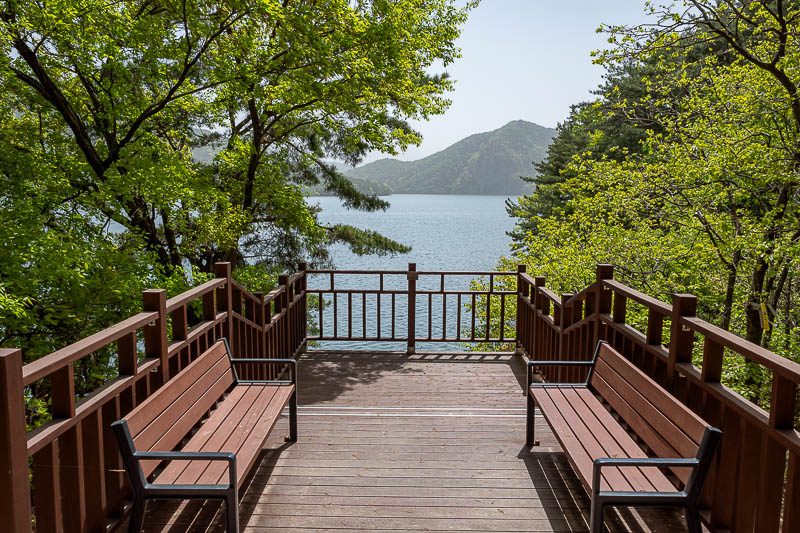 Korea-Busan-Hiking-Hoedong - Here you can sit and enjoy the view.