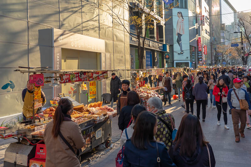 Korea - HK - China - KORKONG! - Nice light in Myeongdong, might as well take another shot of the food cart things.