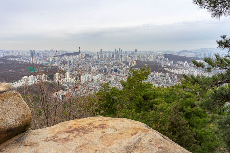 Korea-Seoul-Hiking-Gwanaksan - A rocky view.