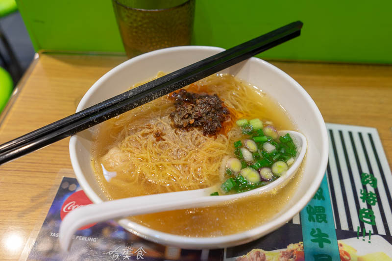 Hong Kong-Mong Kok - I was turned away from 2 places due to being along, so I headed to a nanna place and had the Hong Kong specialty of won ton noodle soup. The picture l