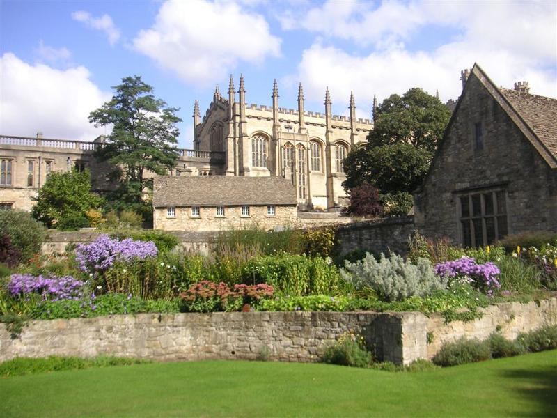 England-Oxford-Garden-Castle - The christ church.