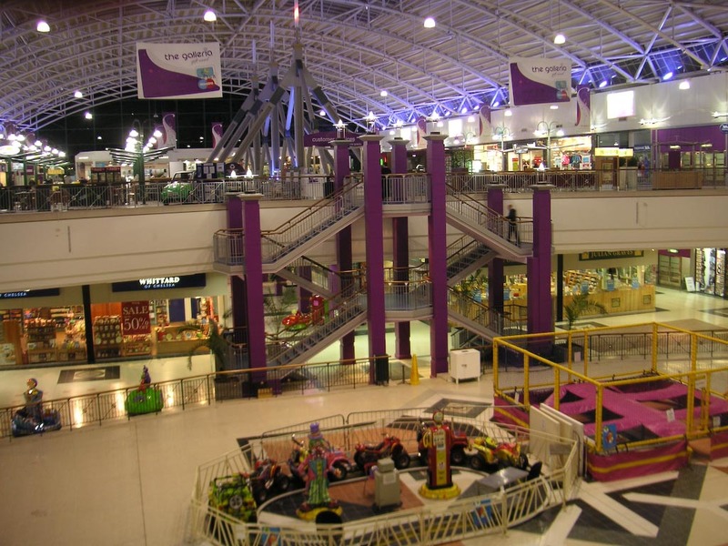 London again then Hong Kong - February 2010 - The world famous galleria, its purple (theres a purple theme in hatfield).