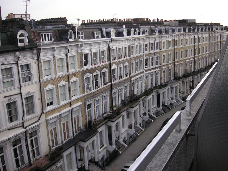 England-London-Hotel-Earls Court - Heres the view from my balcony.